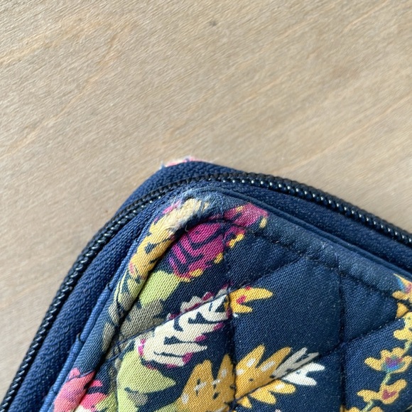 Vera Bradley Turnlock Wallet in Cotton - Picture 3 of 7